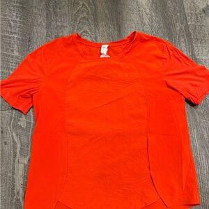 Lululemon Lightweight Stretch Running
T-Shirt *Airflow